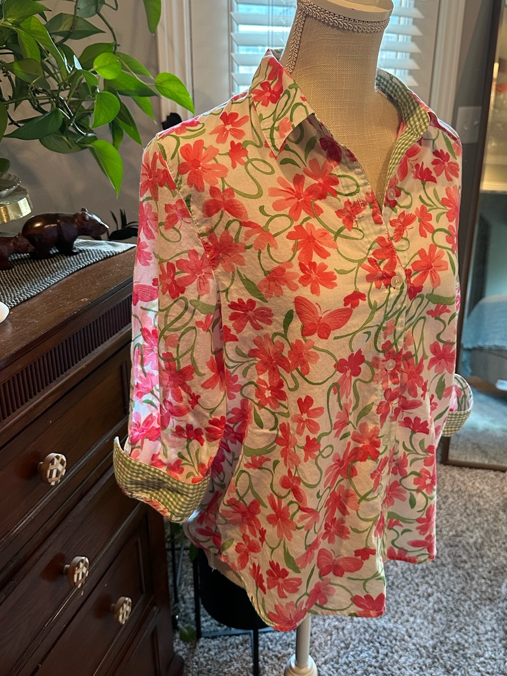 Alfred Dunner Women’s Pink Floral Button-Up Shirt